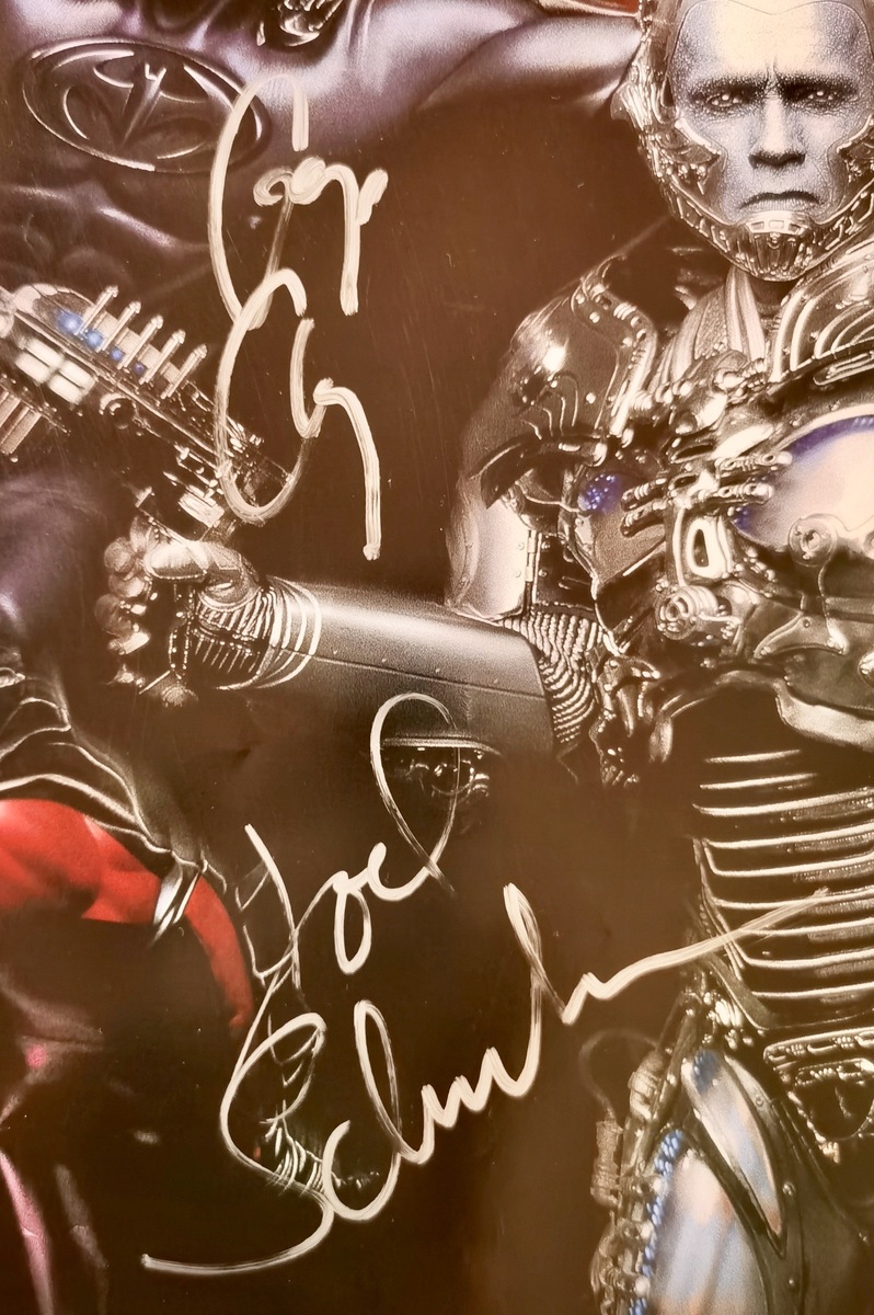 Batman & Robin แบทแมน & โรบิน แบบพิเศษ พร้อมลายเซ็นดารา และผู้กำกับ ...